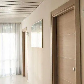 Hotel Sandra Rimini 3*,  Italien